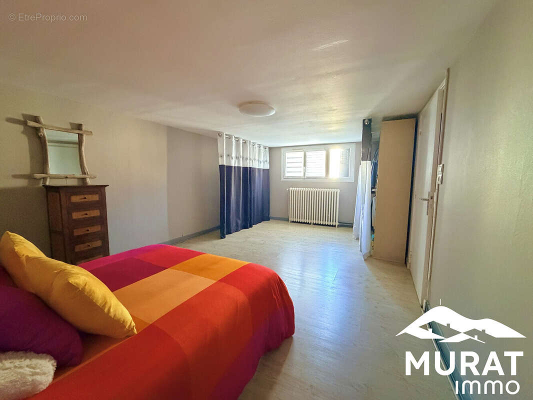 Maison à CLERMONT-FERRAND