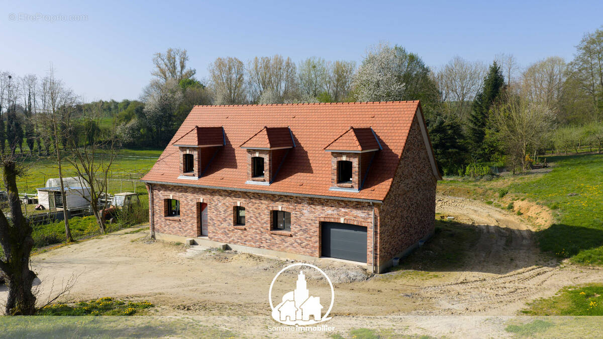 Maison à SAINT-LEGER-LES-DOMART