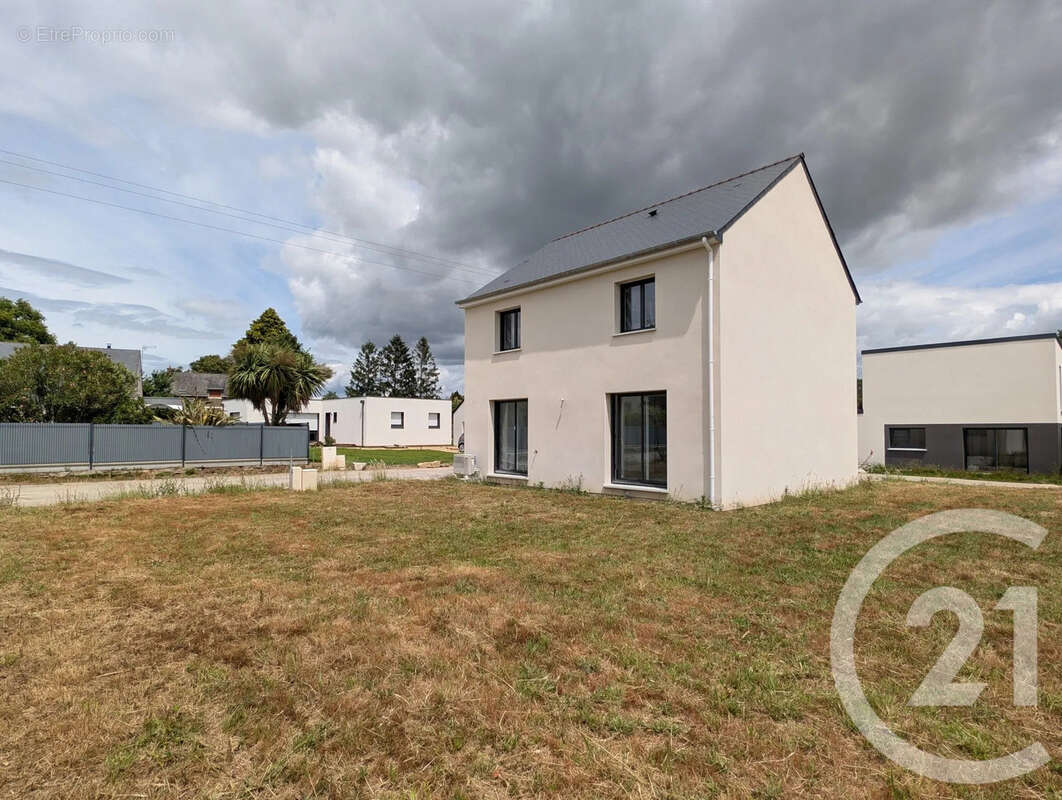 Maison 107 m² à Marzan  - photo 6