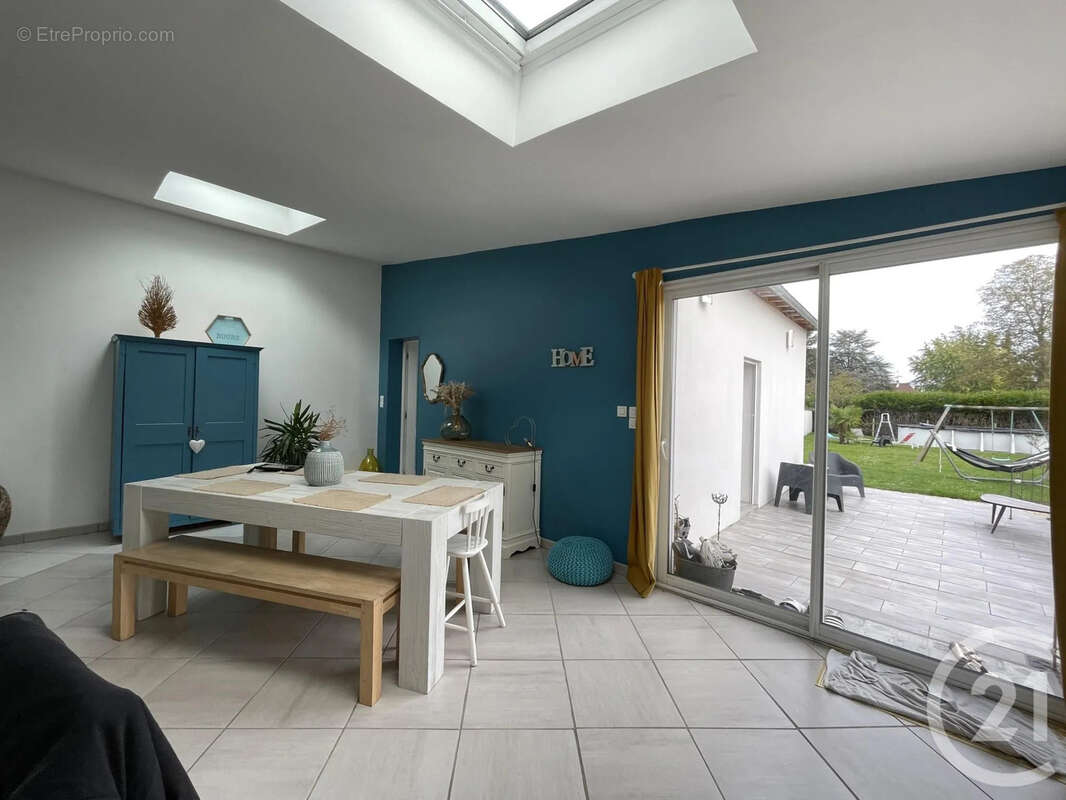 Maison 255 m² à Gaillon  - photo 2