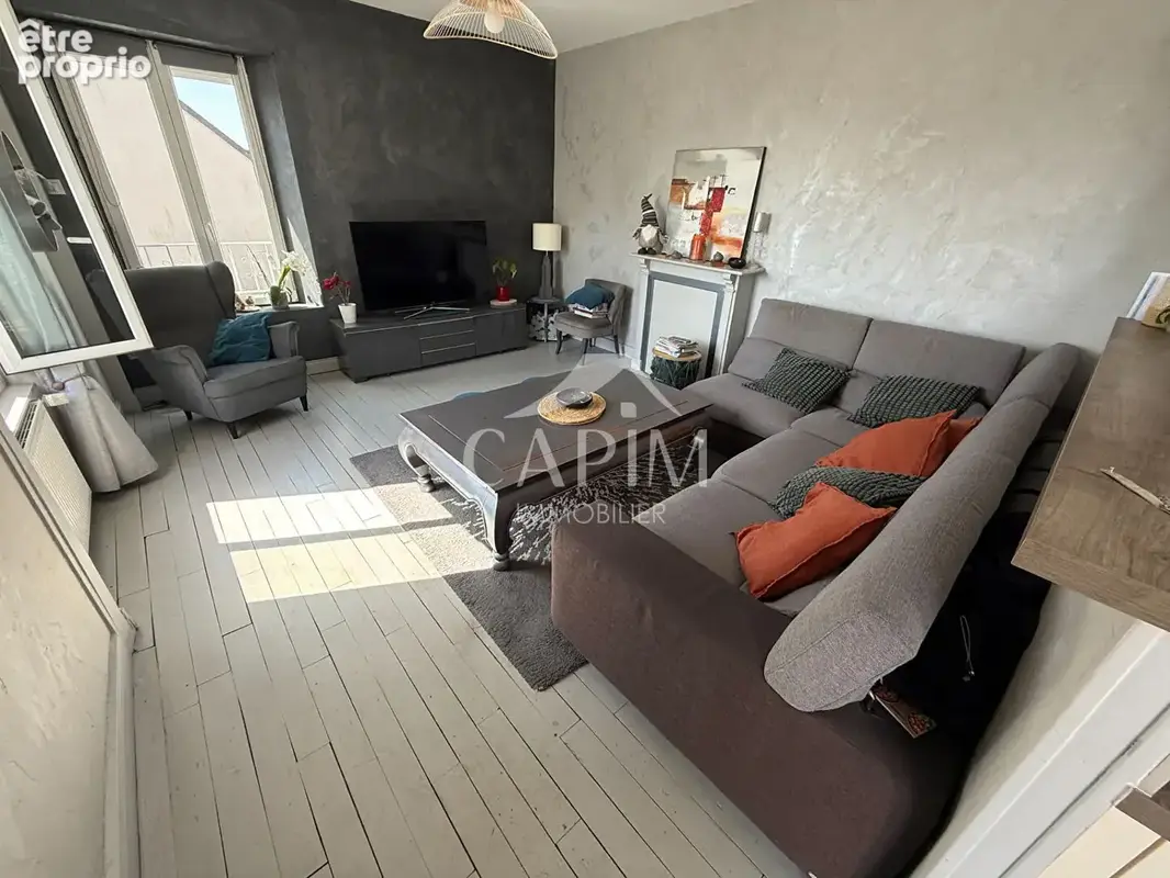 Maison de ville  Fougères  110 m2 - 3 Ch. -  Cour - Jardin - photo 5