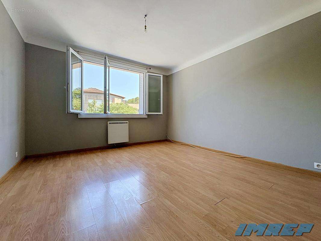 Appartement à MARSEILLE-9E