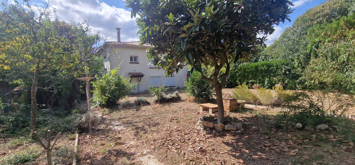 Maison à SAINT-GEORGES-D'ORQUES