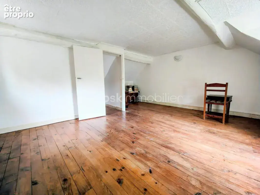 A l'abris des regards, maison rénovée dans un écrin boisé au calme - photo 10