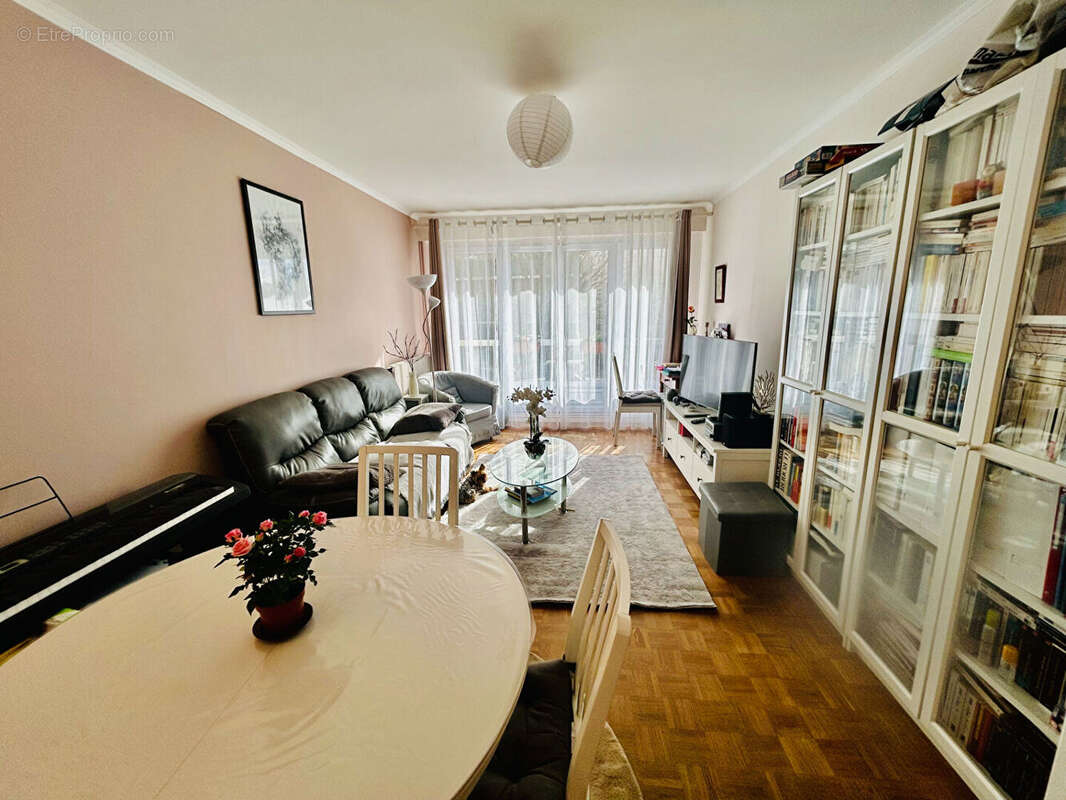 Appartement à BRY-SUR-MARNE