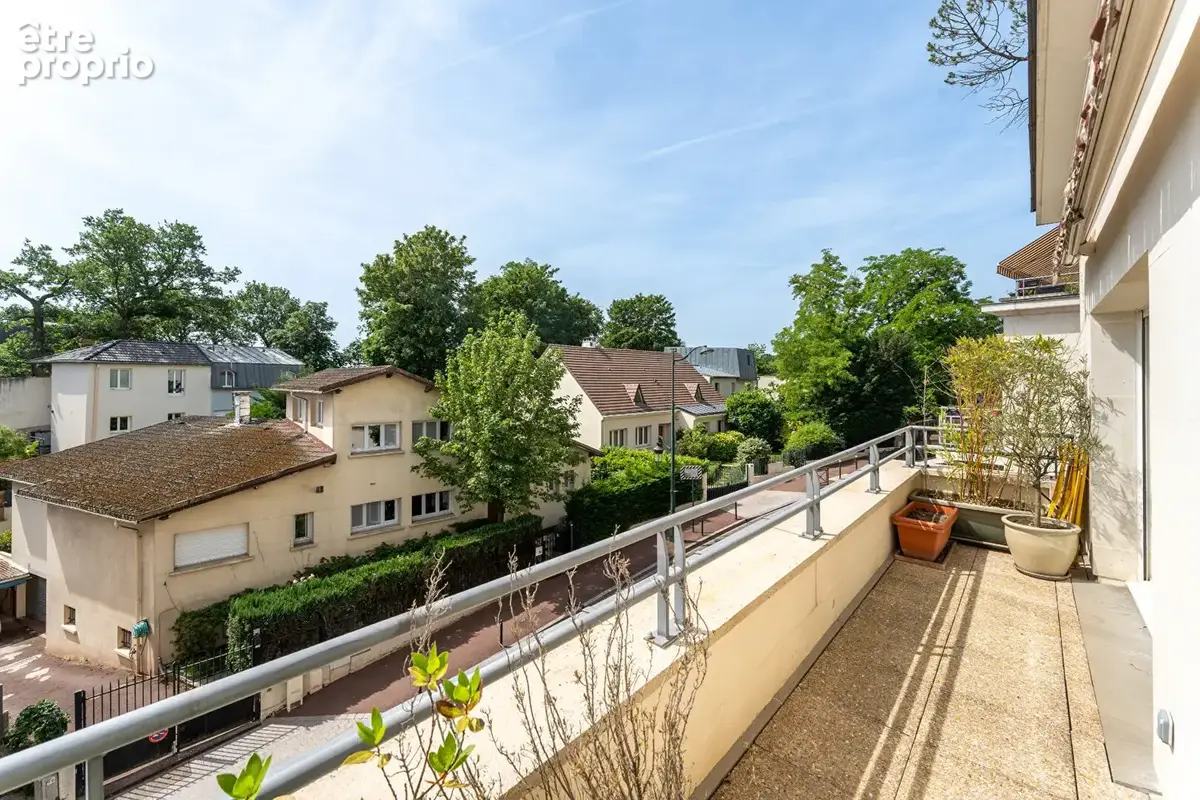 Appartement à LE PLESSIS-ROBINSON