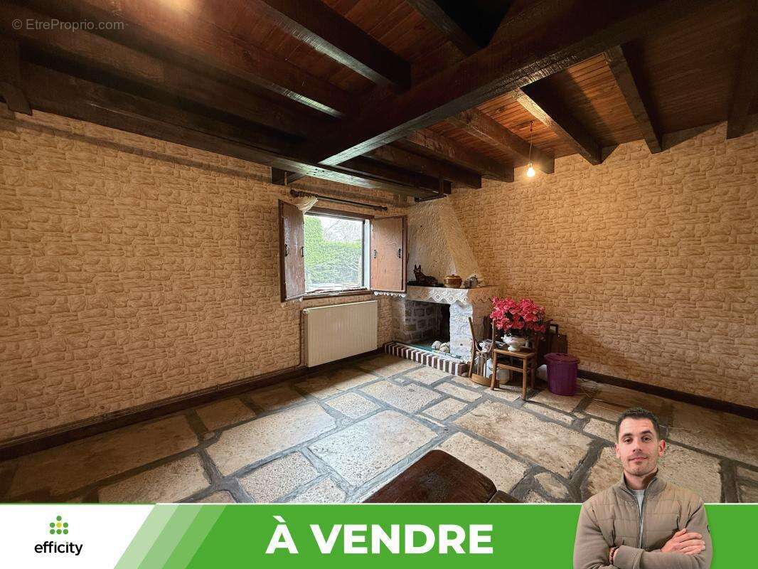 Maison à BLANZAY