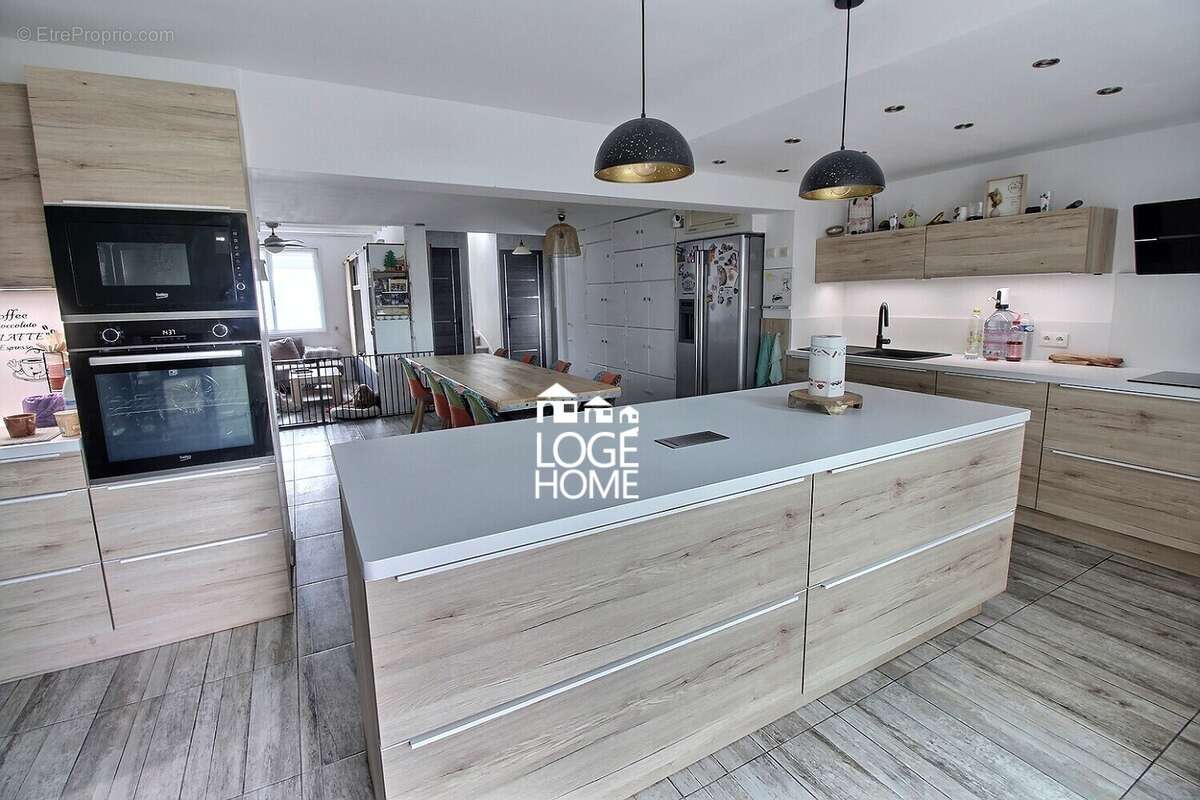 cuisine équipée - Maison à HENIN-BEAUMONT