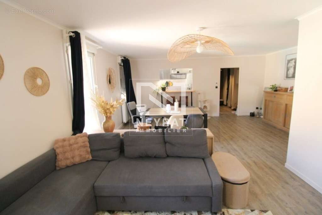Appartement type 7 en duplex centre ville - photo 7