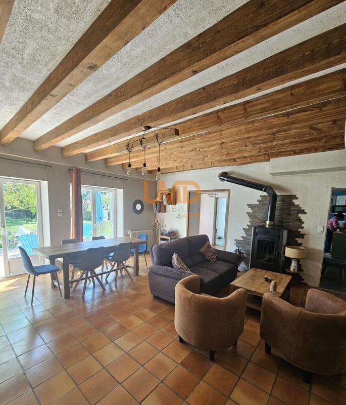 Maison de caractère – 150 m² – 4 chambres – Mouzillon - photo 4