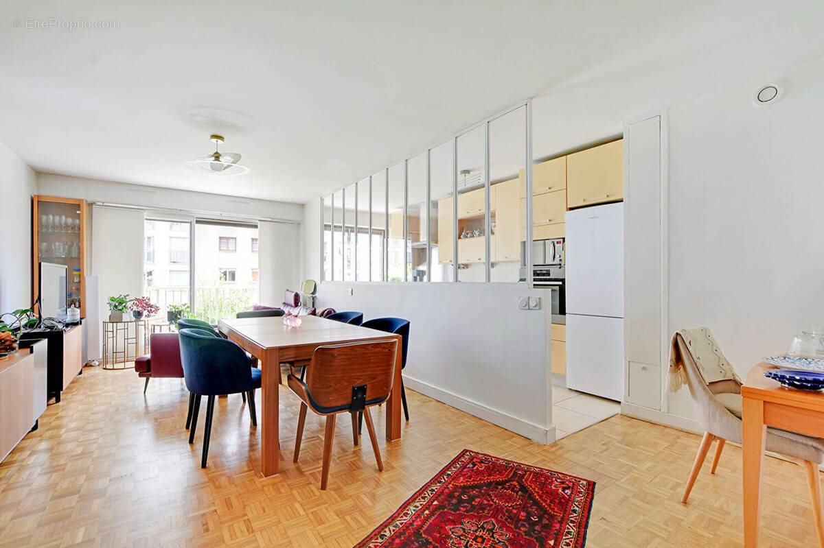 Appartement à PARIS-19E