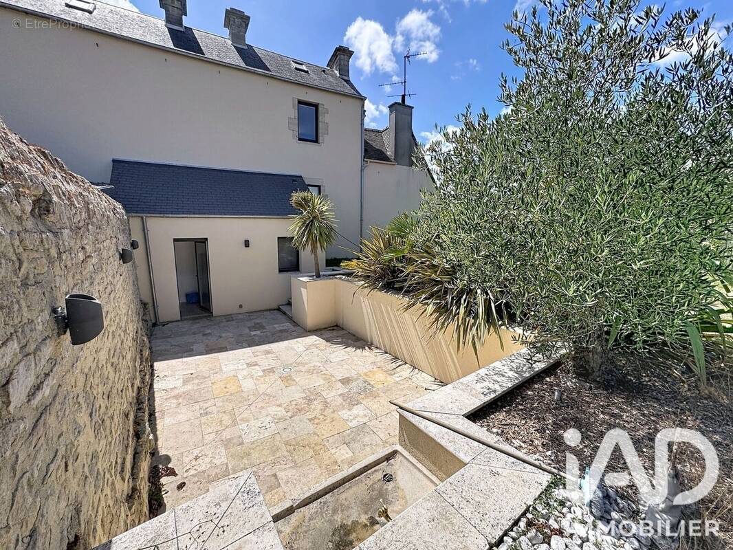 Photo 1 - Maison à SAINT-MARTIN-DES-ENTREES