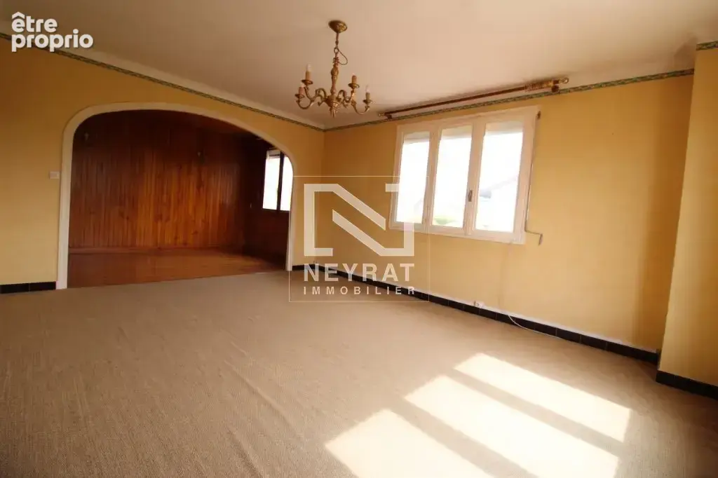 Maison 4 chambres et garages - photo 16