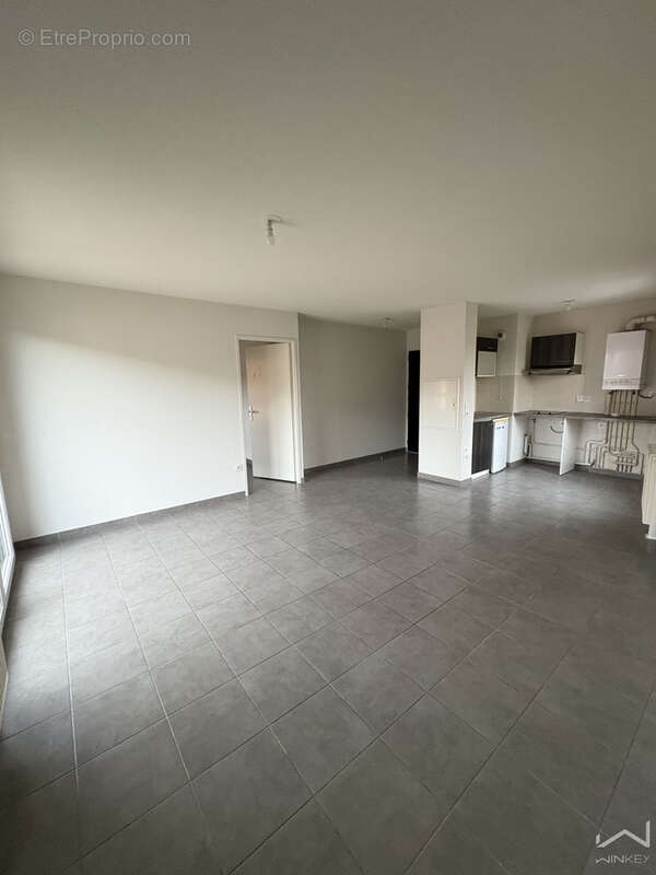 Appartement à FOLLAINVILLE-DENNEMONT