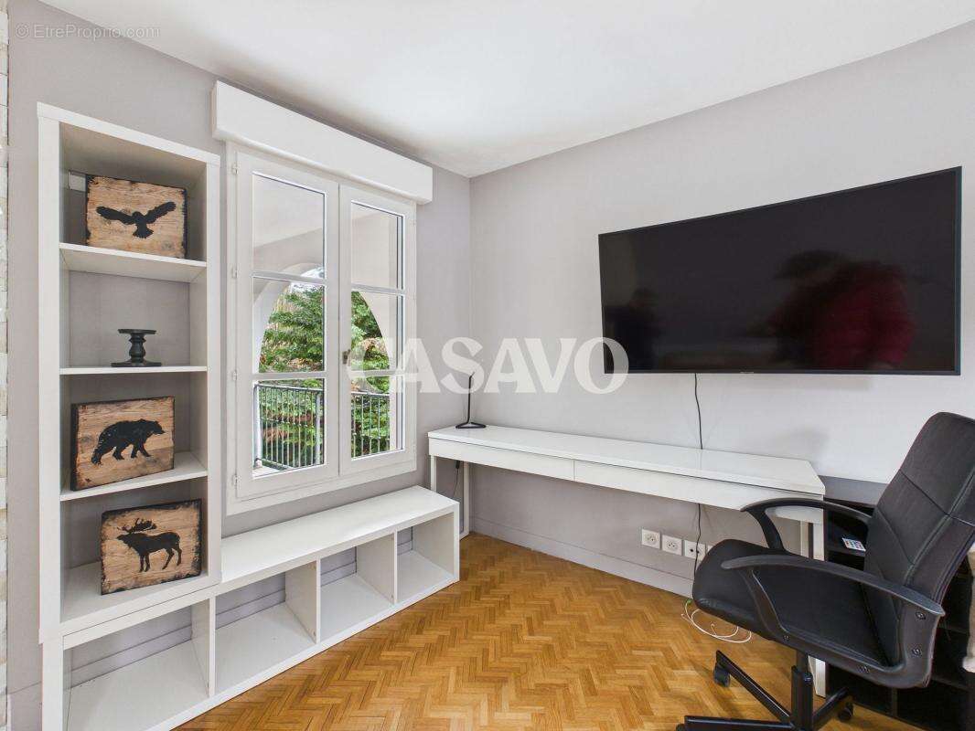 Appartement à LE PLESSIS-ROBINSON