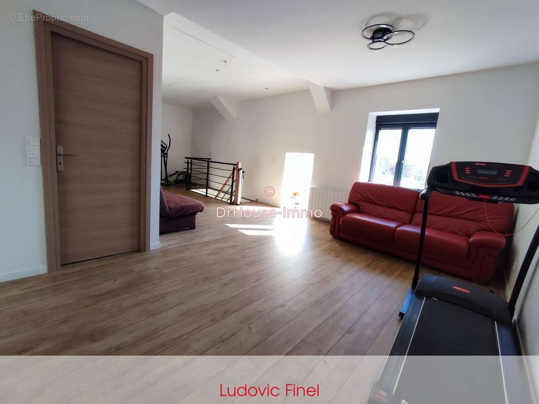 Maison 192 m² à Banville  - photo 8
