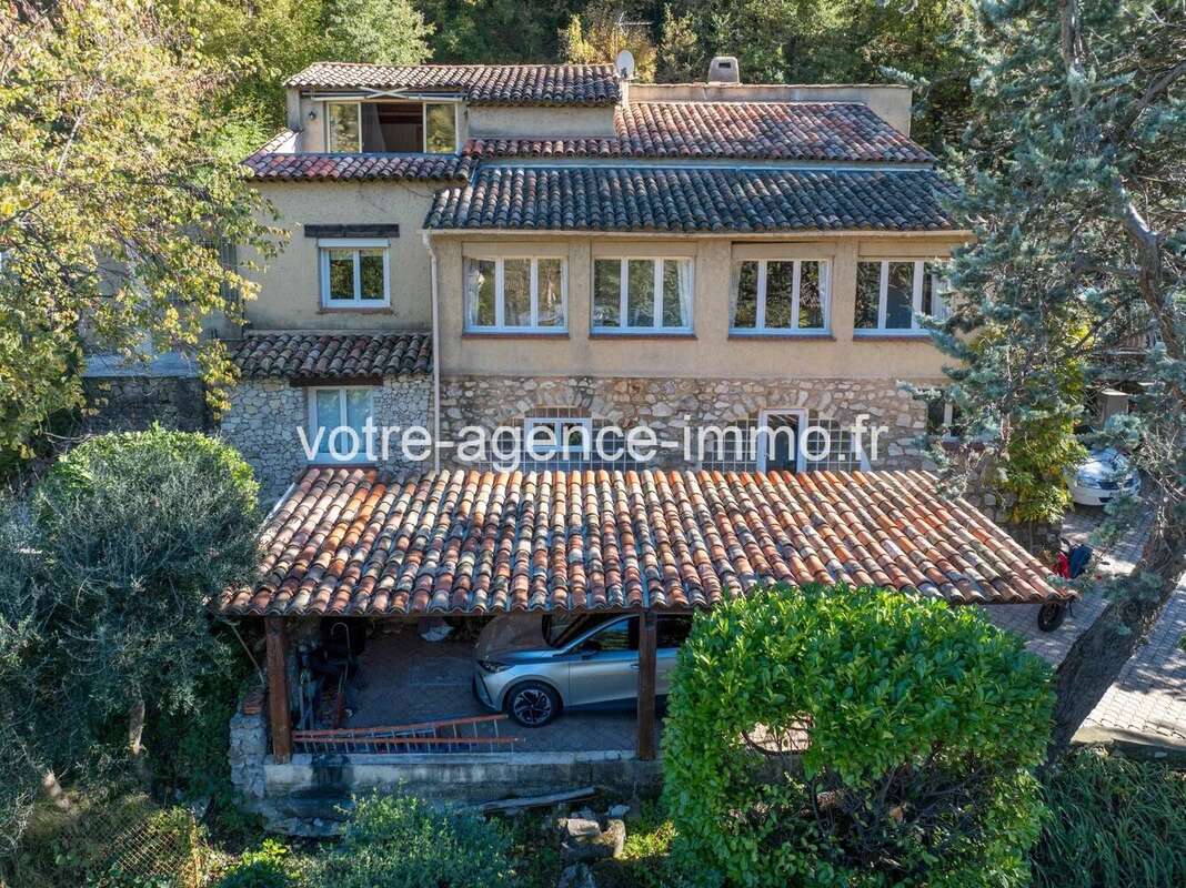 Maison à TOURRETTE-LEVENS