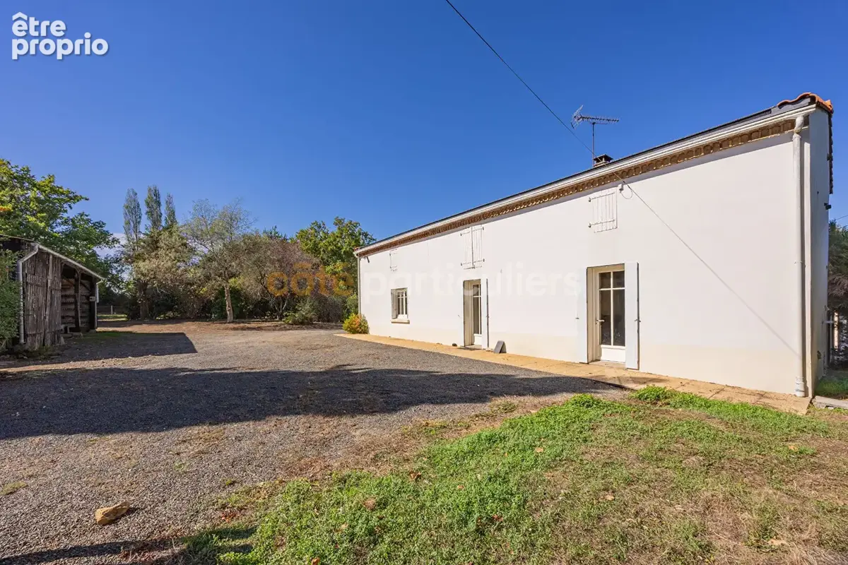 Corcoué-sur-logne -- maison 140 m2 possible -- beaucoup de potentiel -- calme -- grand terrain - photo 16