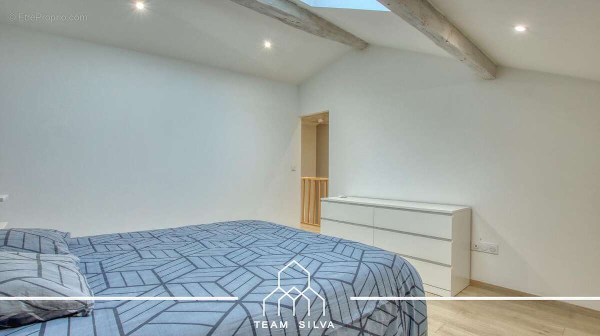 Maison à SEREZIN-DU-RHONE