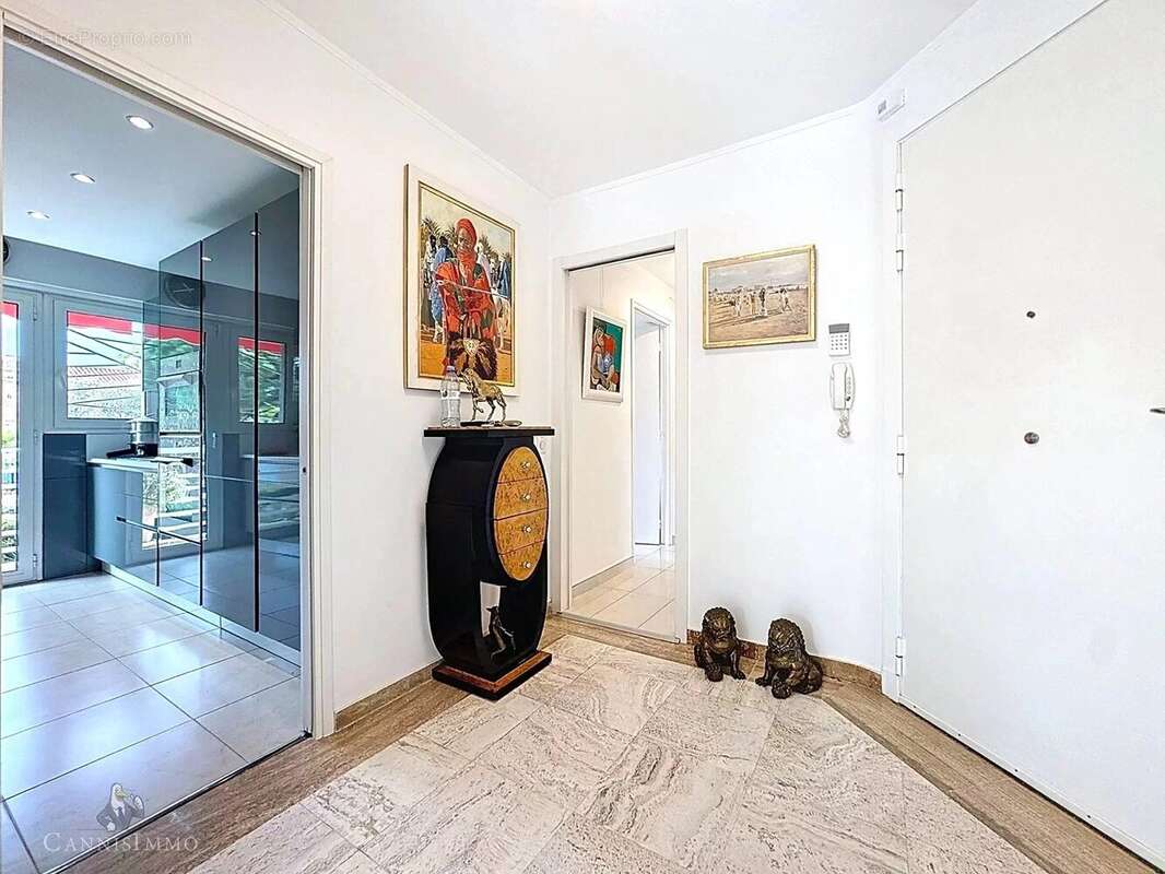 Appartement à CANNES