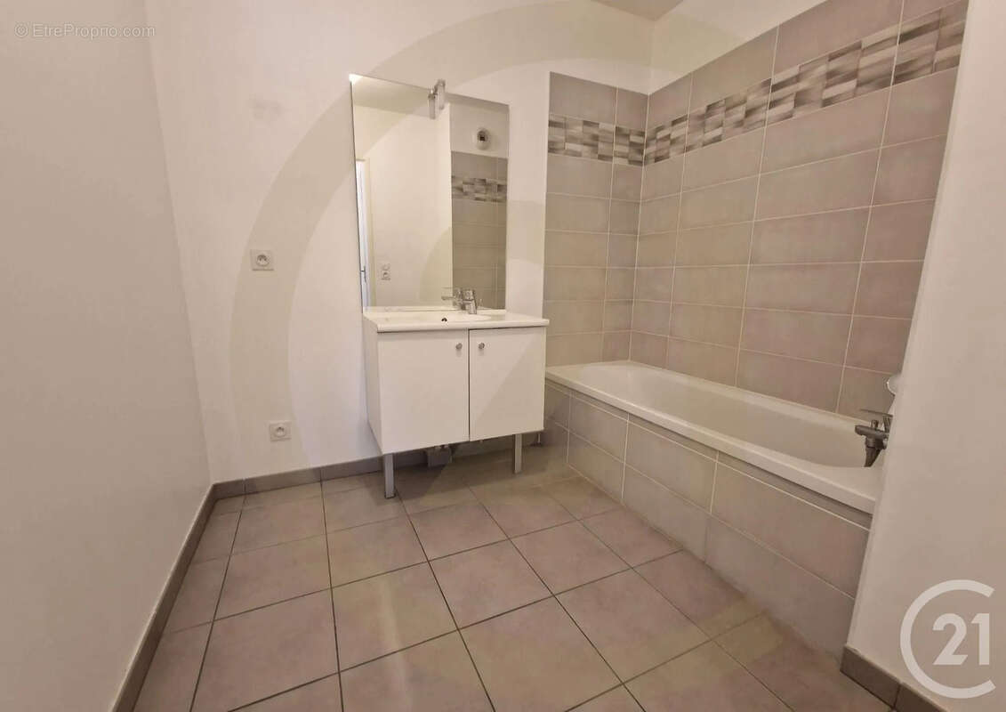 Appartement à BOURGOIN-JALLIEU