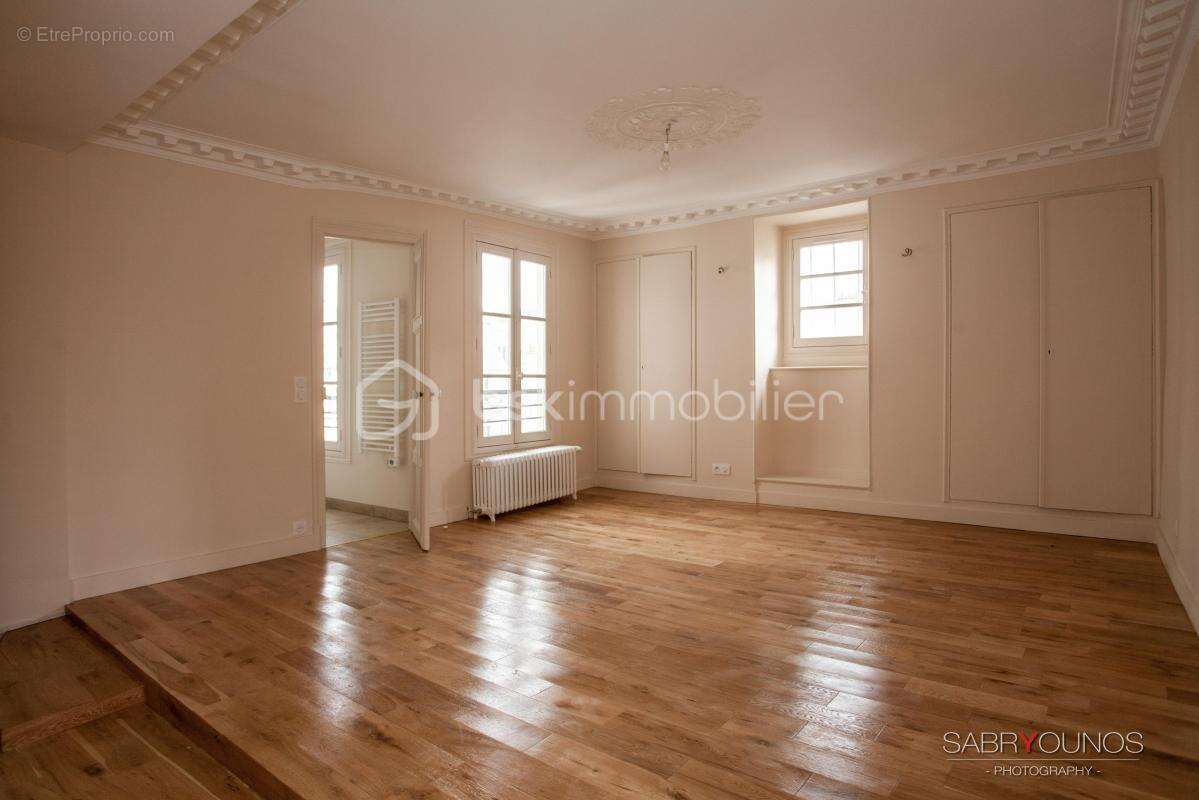 Appartement 107 m² à Paris-7e  - photo 20