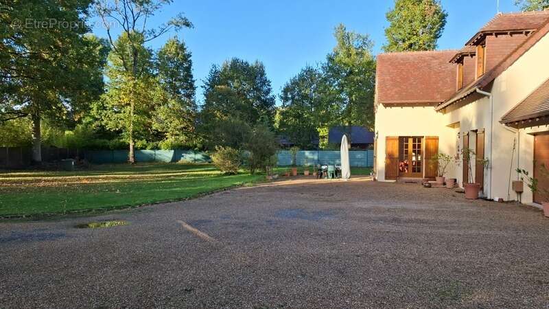 Maison à FEUCHEROLLES