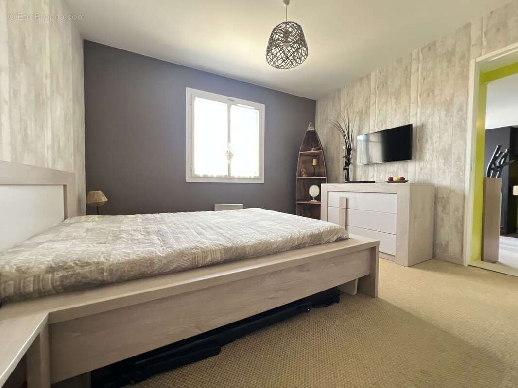 Maison à VERT-SAINT-DENIS