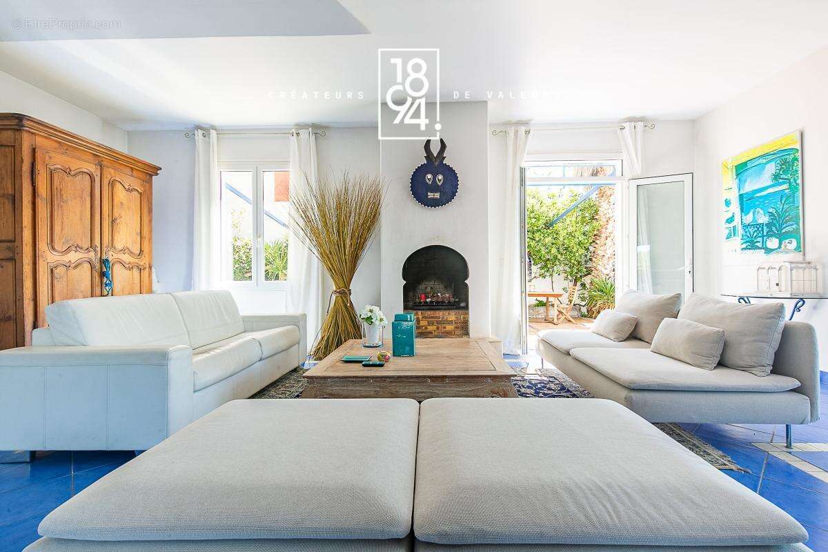 Maison à CARRY-LE-ROUET