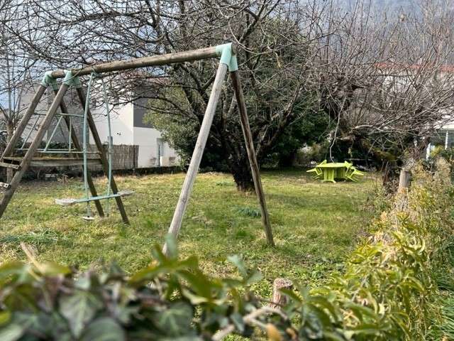   - Appartement à CROLLES