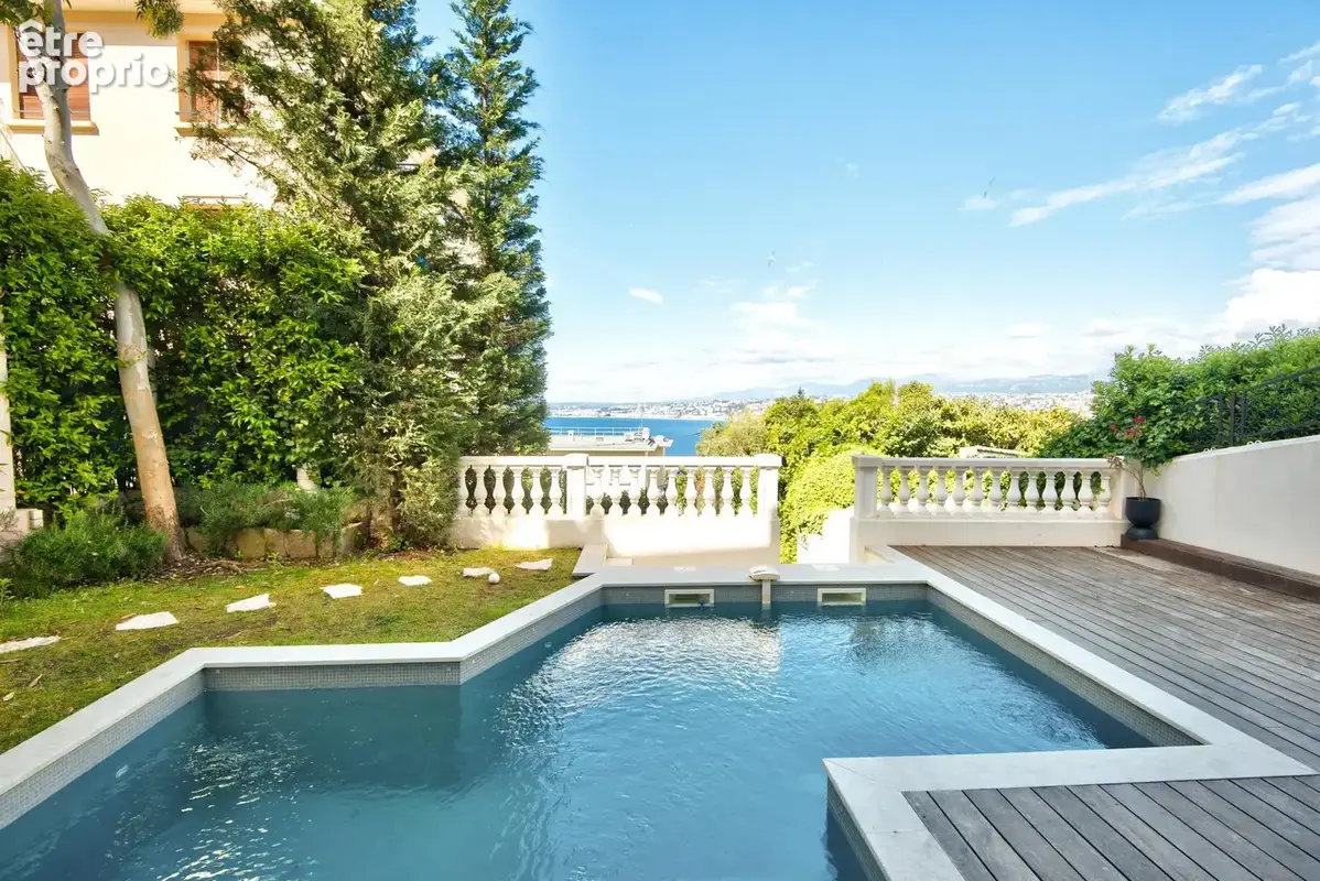 Maison 6 pièces 222 m² à vendre à Nice (06300) - photo 4