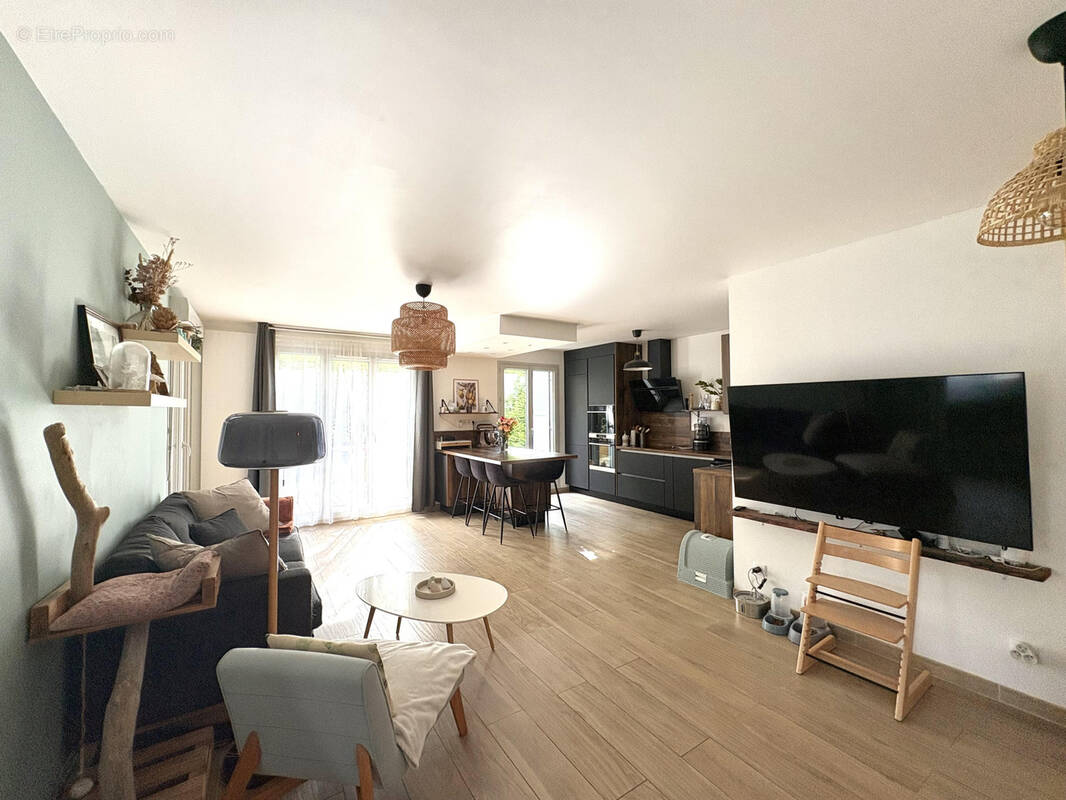 Appartement à SAINT-GERMAIN-AU-MONT-D&#039;OR