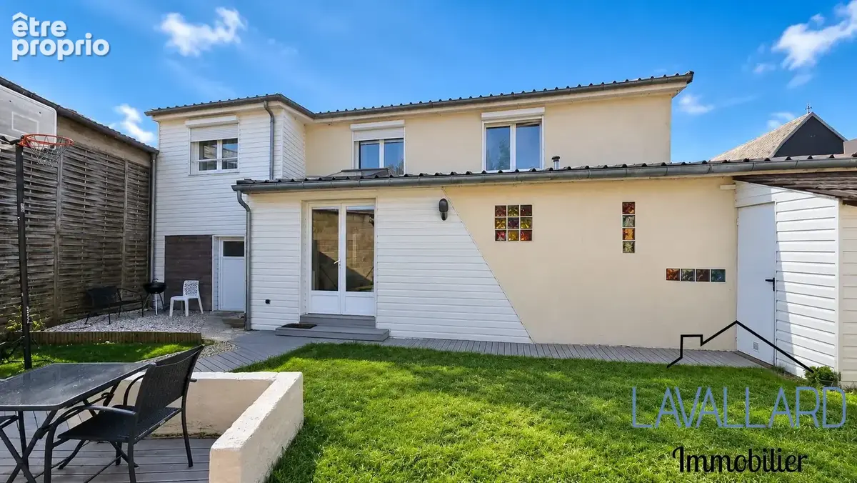 Maison à BEAUCOURT-SUR-L'HALLUE