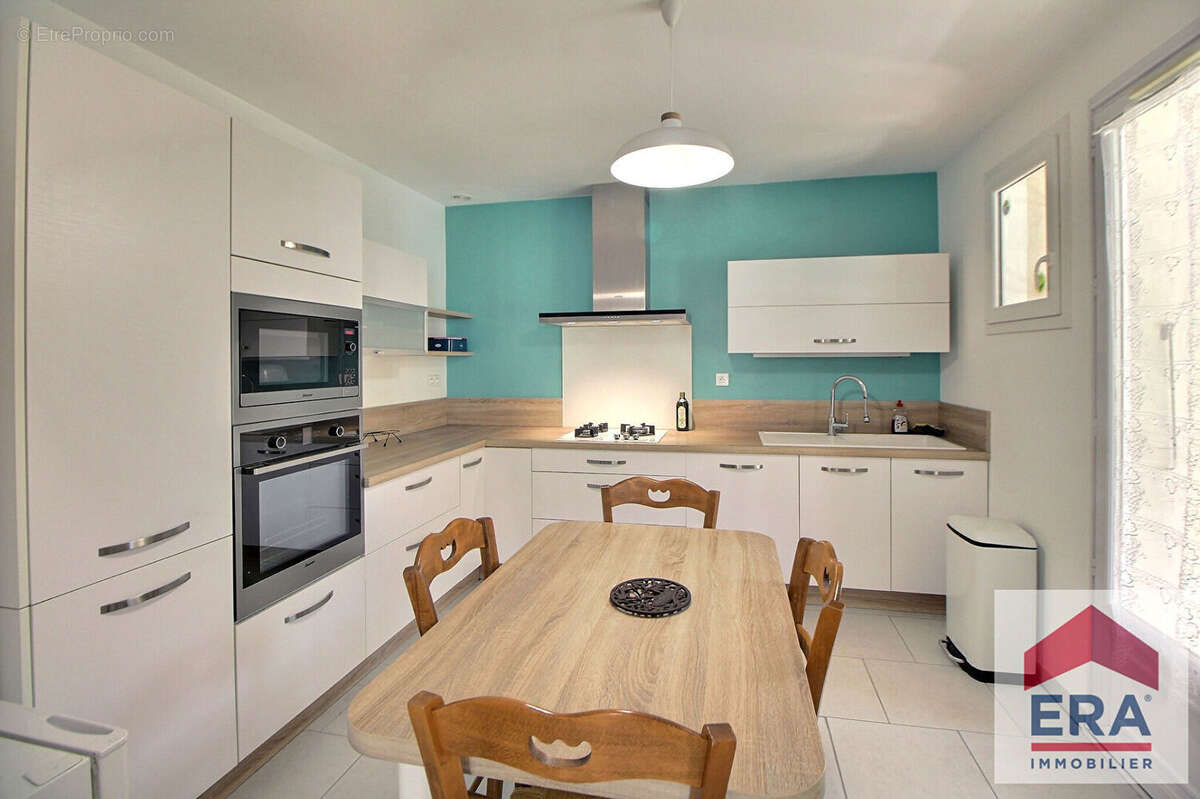 Maison à CAUMONT-SUR-DURANCE