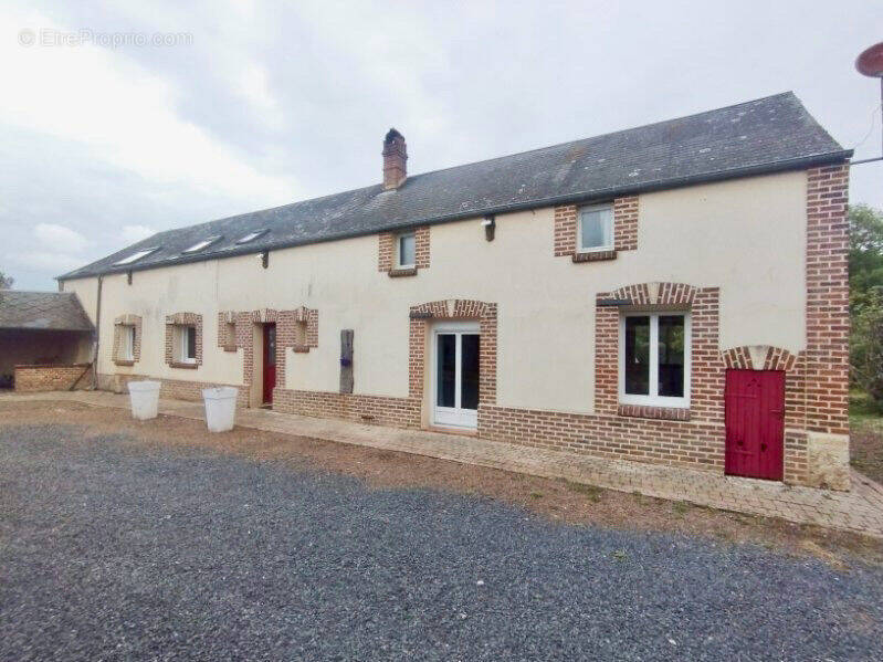 Photo 1 - Maison à TROISSEREUX