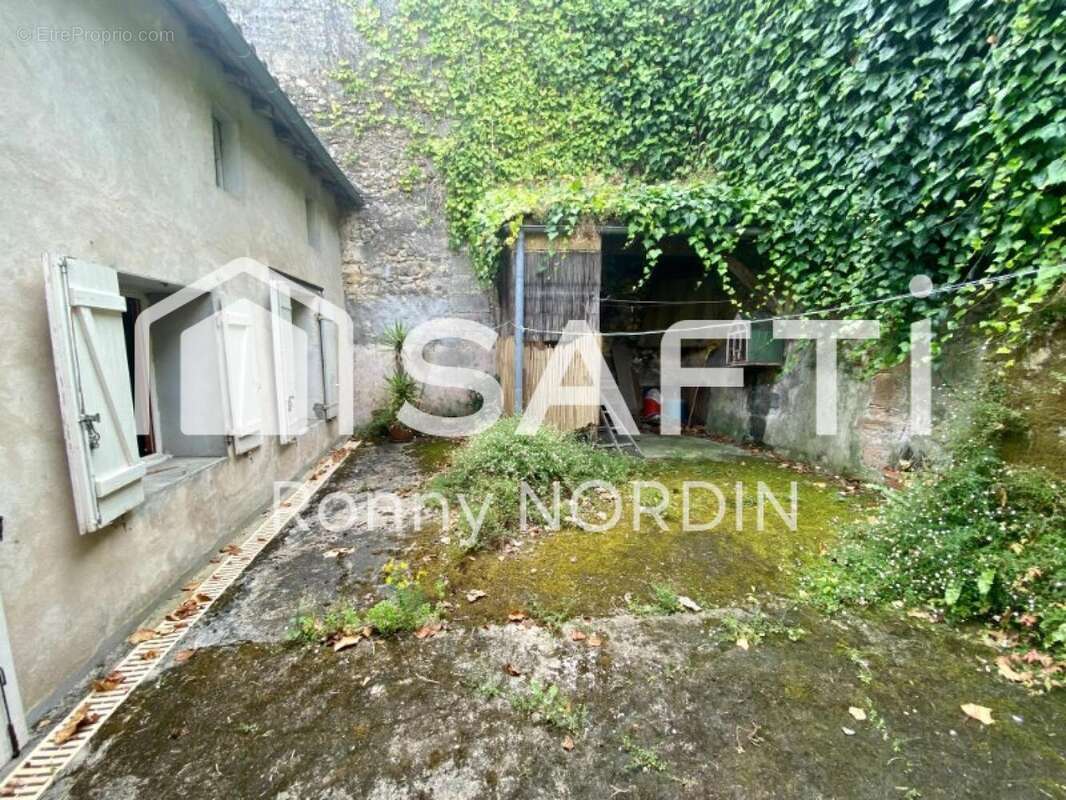 Photo 2 - Maison à CASTILLON-LA-BATAILLE