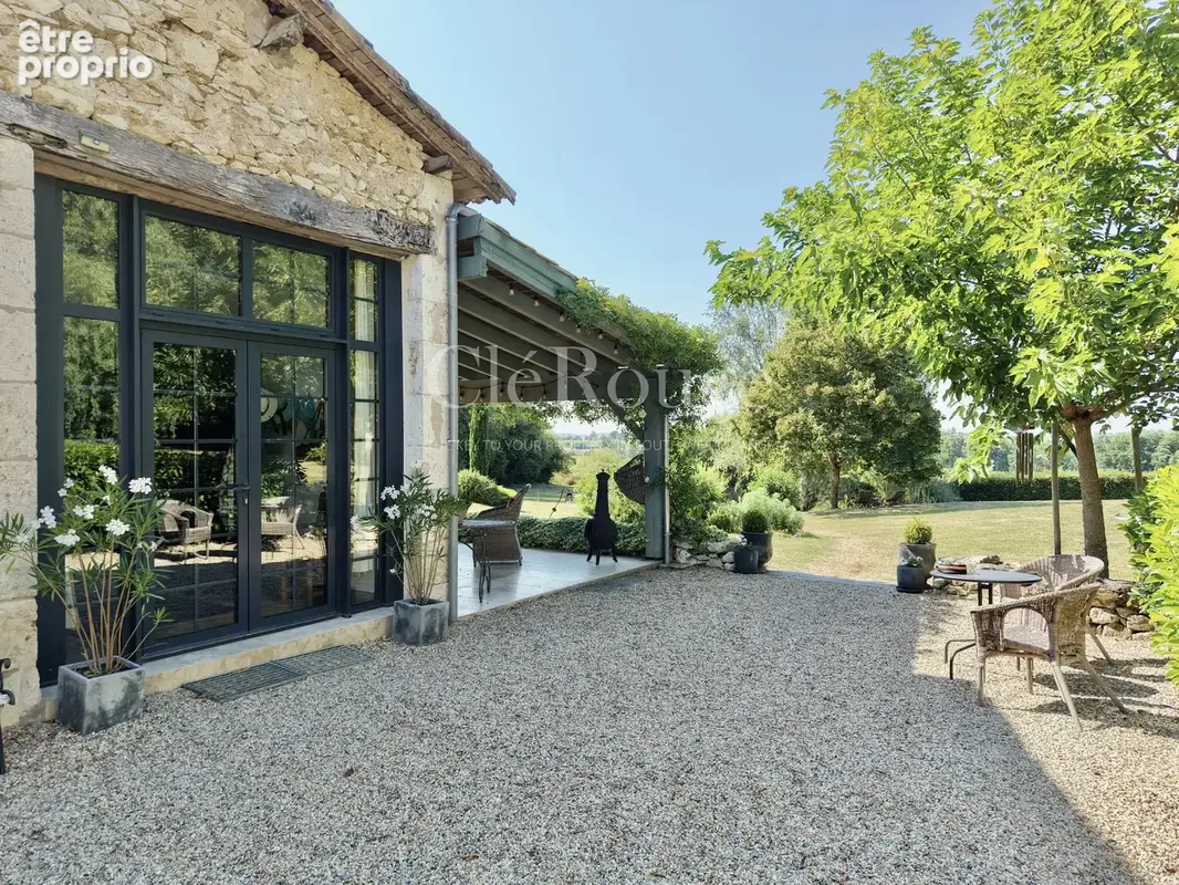 Magnifique emplacement pour cette maison de campagne avec un gîte près de Bergerac - photo 30
