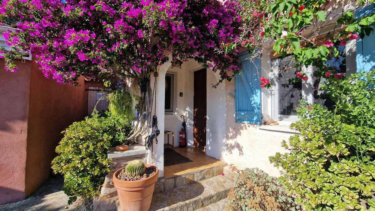 Maison à HYERES
