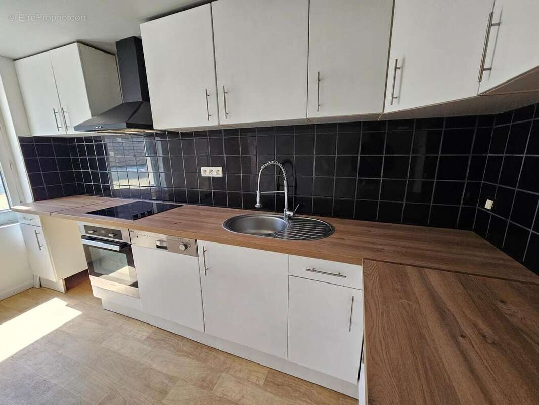 Maison 70 m² à Bolbec  - photo 4
