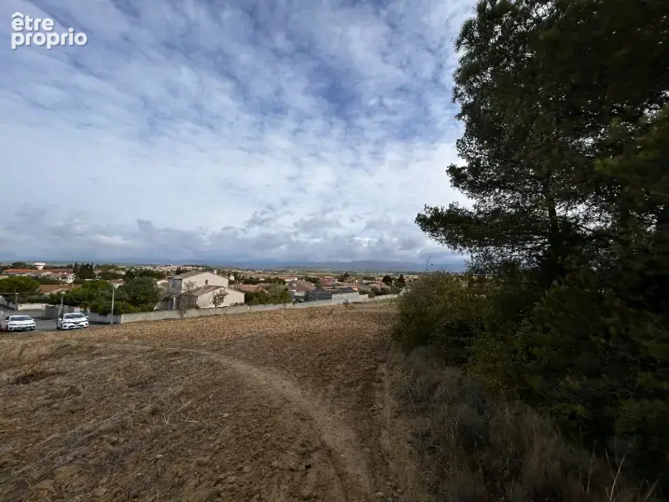 Terrain à VILLALIER