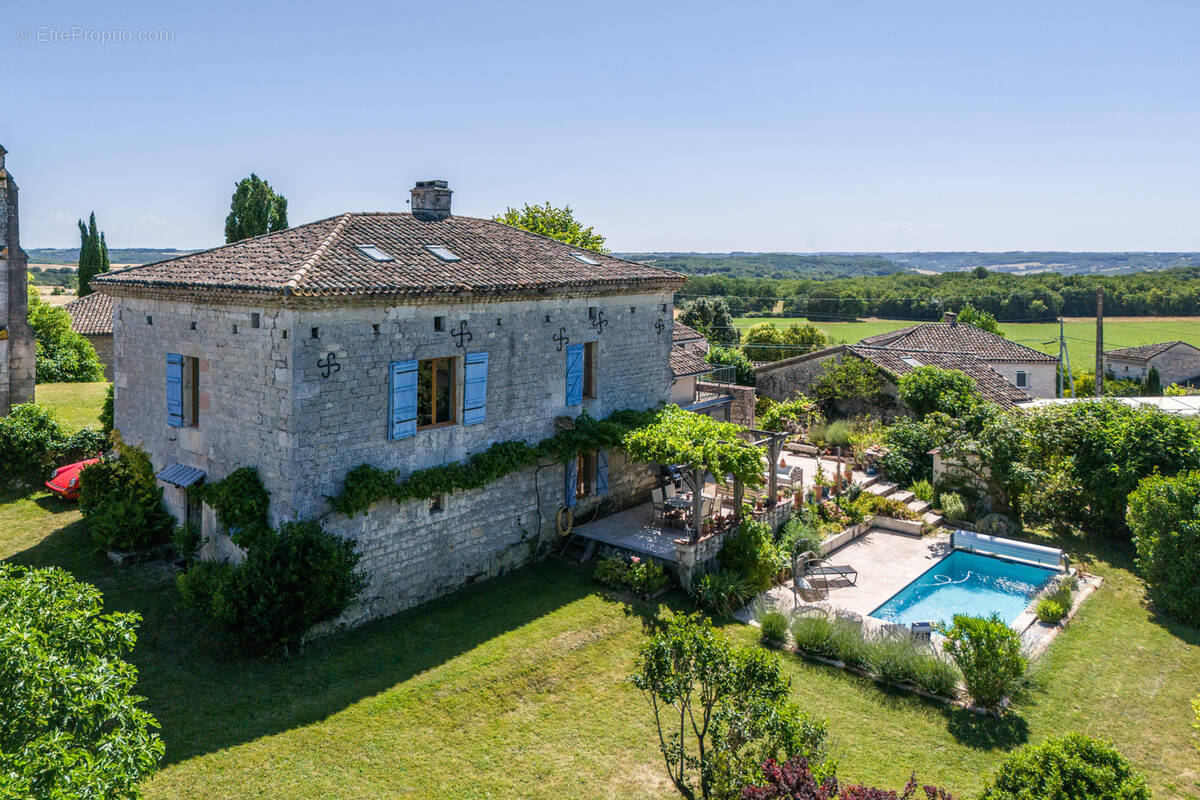 Maison à ROQUECOR