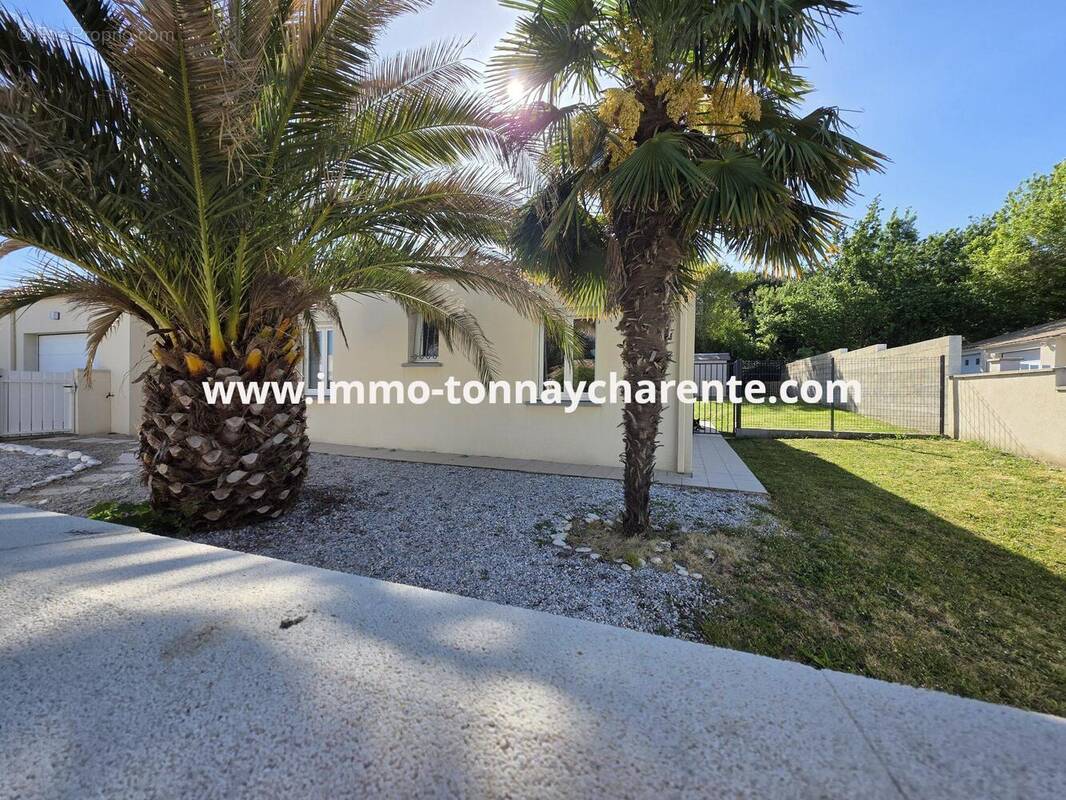 Maison à TONNAY-CHARENTE