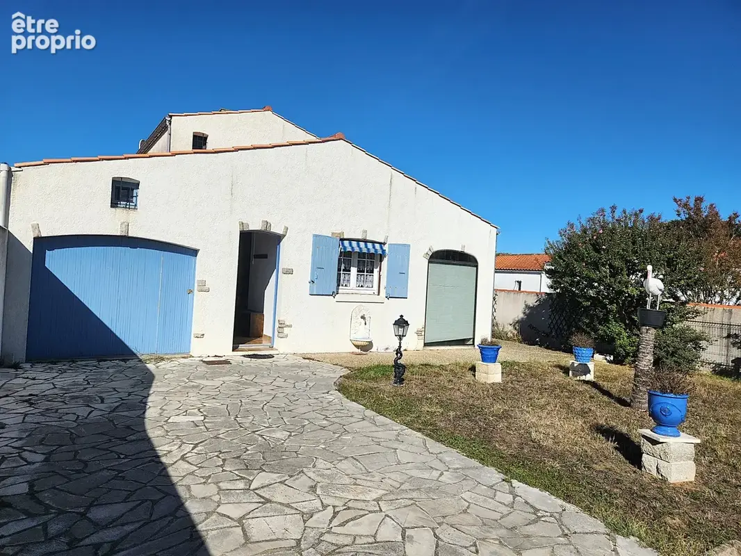 Maison à LA BREE-LES-BAINS