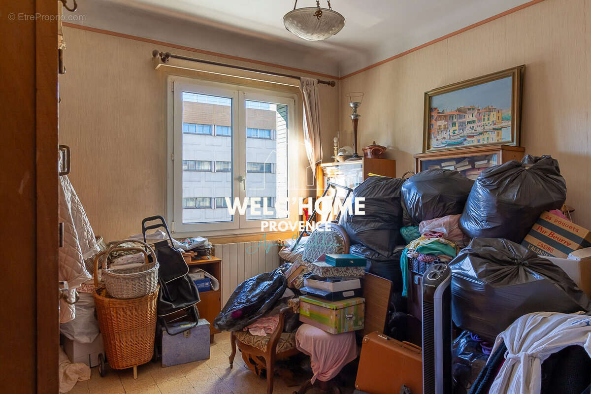 Appartement à MARSEILLE-4E