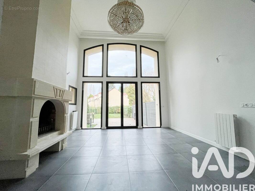 Photo 1 - Maison à MANTES-LA-VILLE