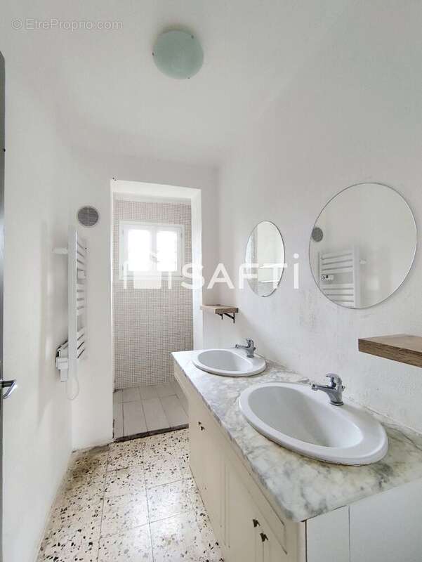 Photo 8 - Maison à MONTBARTIER