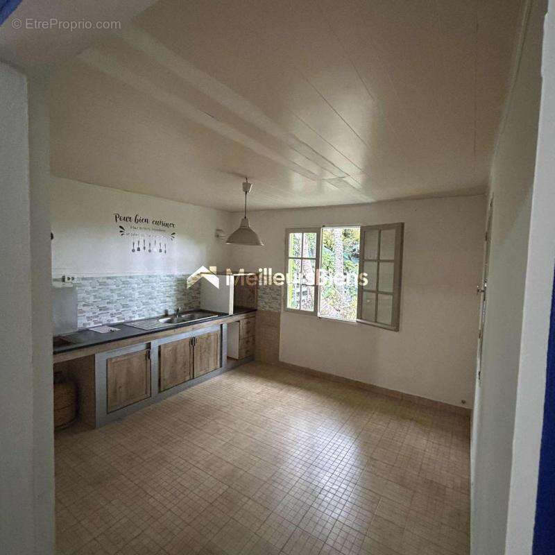 Maison à ENTRE-DEUX