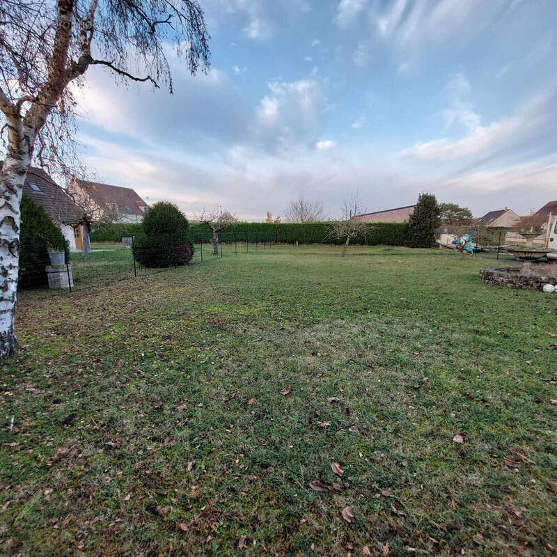 Terrain à ACHERES-LA-FORET