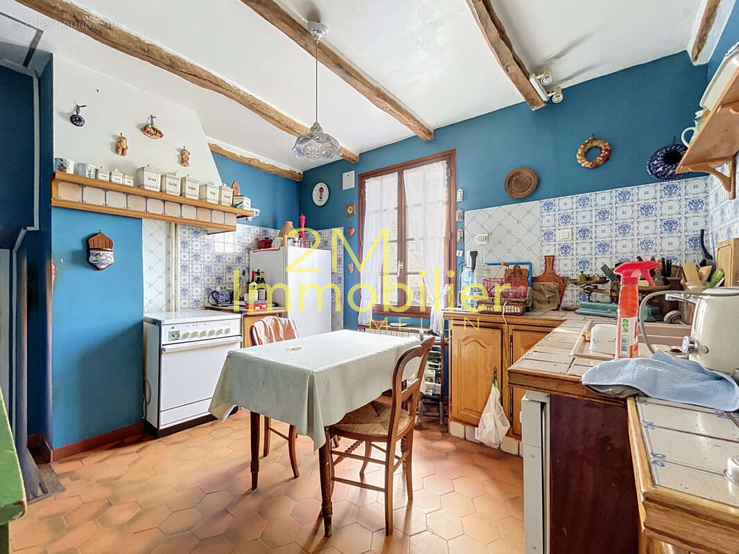 A vendre - maison de caractère - photo 4