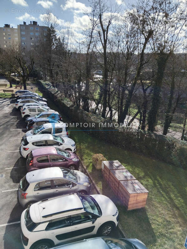 Appartement à SAINTE-FOY-LES-LYON